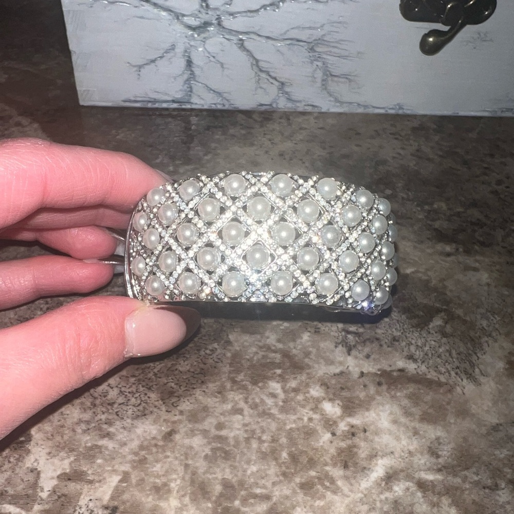 Pearl handmade bracelet